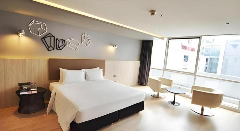 The Heritage Silom Hotel Banguecoque Exterior foto